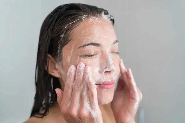The Truth About “Skin Cycling” — Fad or Future?