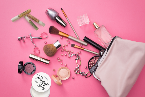 10 makeup essentials you need in your makeup bag ASAP